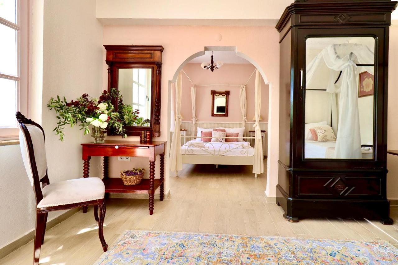 Kemerbag 29 Guest House 12 Yas Uestue (Adults Only) Бозджаада Экстерьер фото